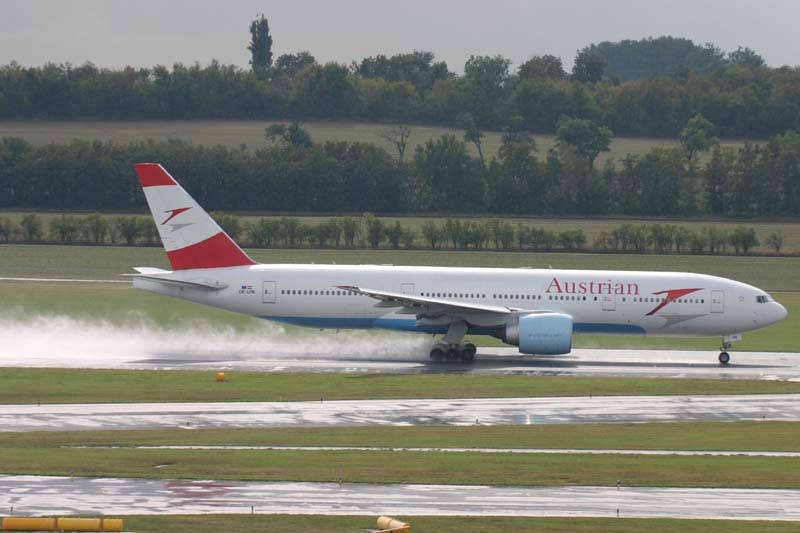 schwechat_sept2013_056