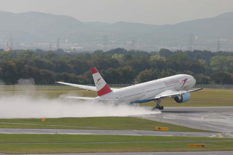 schwechat_sept2013_058