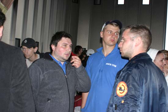 nld-2010_hangarparty_005